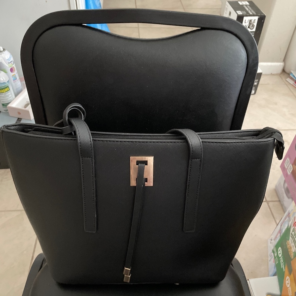 Non-Branded Black Shoulder Bag Purse for Women without Tags